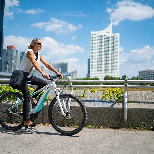 20 Benefits of Switching to an E-Bike for Your Daily Commute