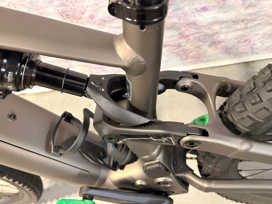 Specialized Turbo Levo 4 Comp Alloy Demo S2 Gunmetal / White Mountains