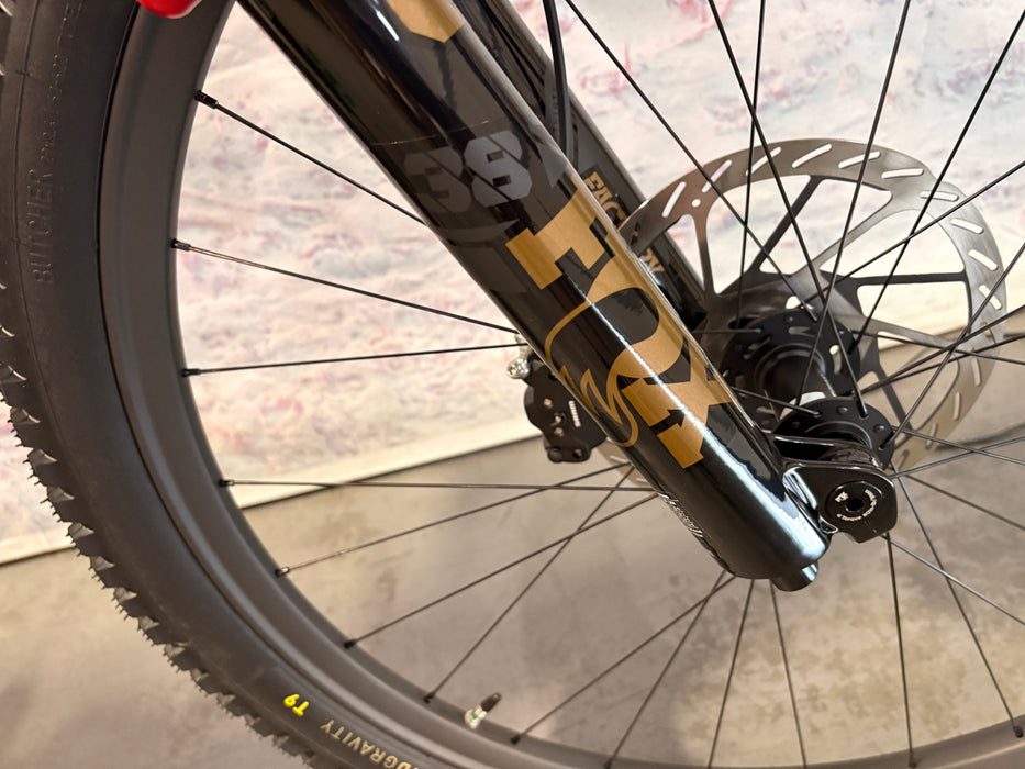 Specialized Turbo Levo 4 Pro Demo Gloss Metallic Obsidian / Burnt Gold Metallic S4
