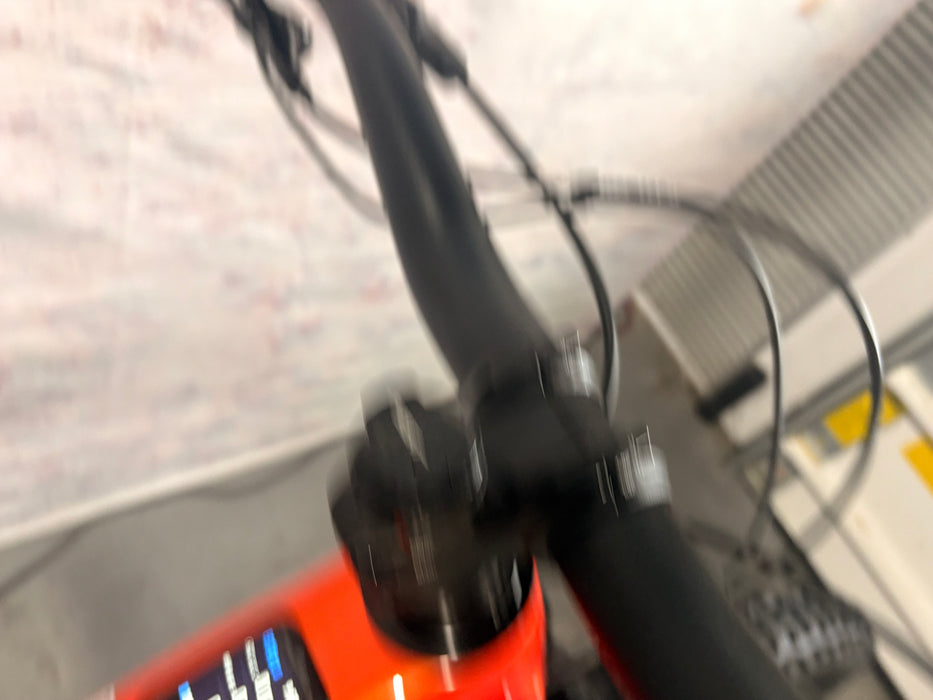 Specialized Turbo Levo 4 Comp Carbon Demo Gloss Orange Tint Over Silver Dust / Dark Navy S3