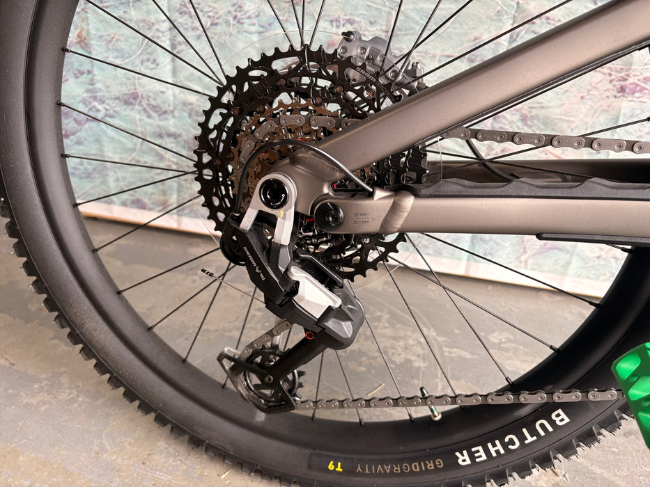Specialized Turbo Levo 4 Comp Alloy Demo S4 Gunmetal / White Mountains