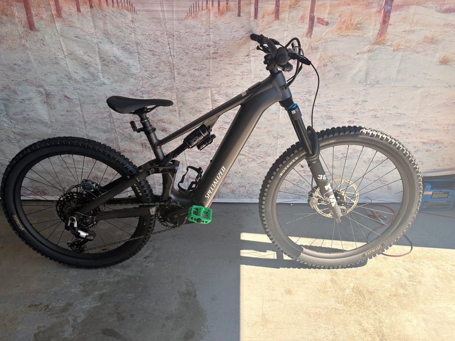 Specialized Turbo Levo 4 Comp Alloy Demo S3 Gloss Metallic Obsidian / Silver Dust