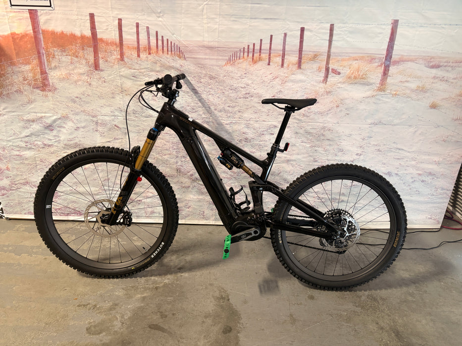 Specialized Turbo Levo 4 Pro Demo Gloss Metallic Obsidian / Burnt Gold Metallic S4