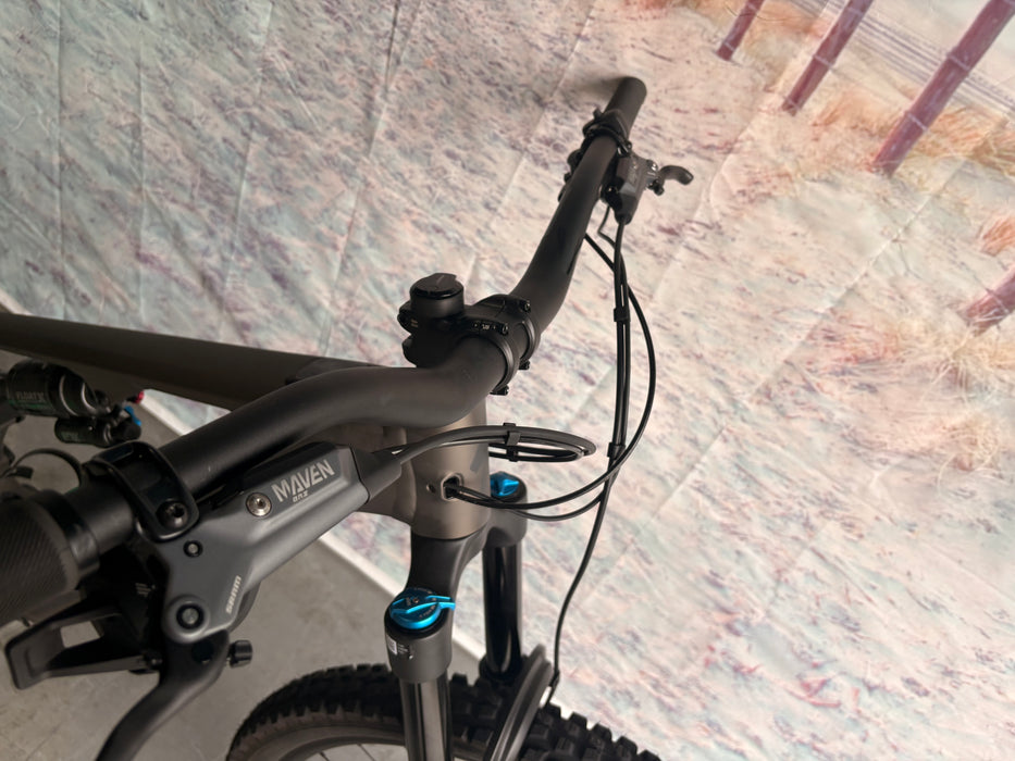 Specialized Turbo Levo 4 Comp Alloy Demo S3 Gunmetal / White Mountains