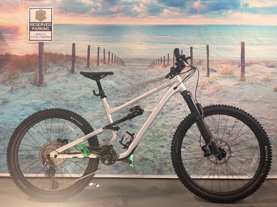 Specialized STATUS 2 140 ZERO Demo