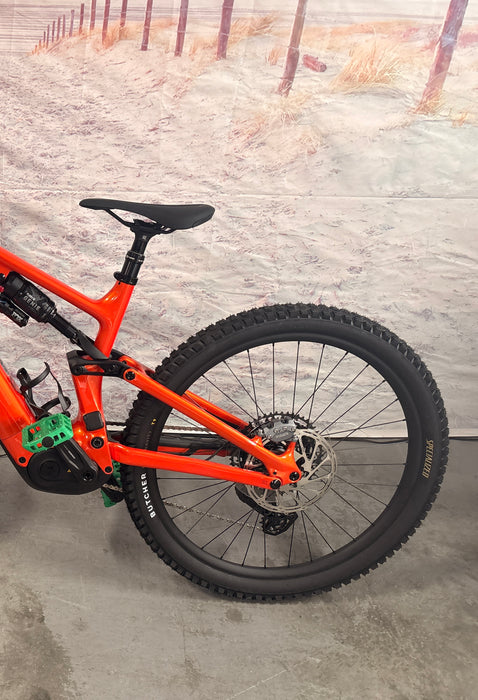 Specialized Turbo Levo 4 Comp Carbon Demo Gloss Orange Tint Over Silver Dust / Dark Navy S3