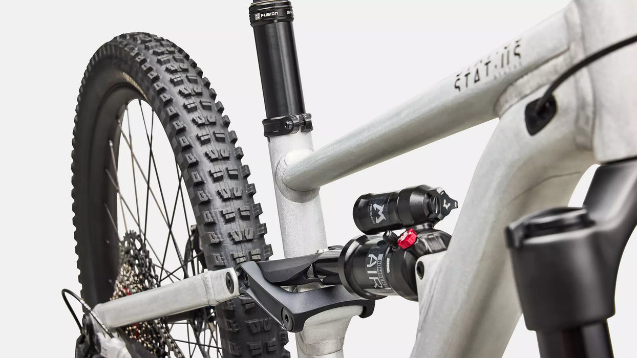 Specialized STATUS 2 140 ZERO Demo