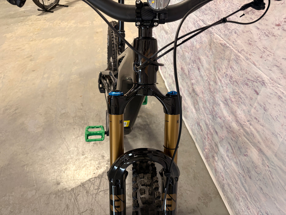 Specialized Turbo Levo 4 Pro Demo Gloss Metallic Obsidian / Burnt Gold Metallic S4