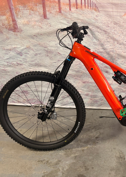 Specialized Turbo Levo 4 Comp Carbon Demo Gloss Orange Tint Over Silver Dust / Dark Navy S3