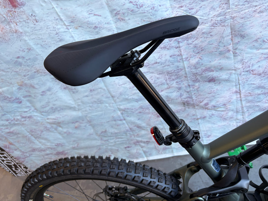 Specialized Turbo Levo 4 Alloy Demo S3 Satin Cypress Metallic / Dark Moss Green