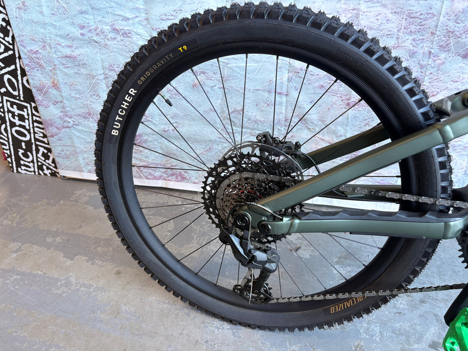 Specialized Turbo Levo 4 Alloy Demo S3 Satin Cypress Metallic / Dark Moss Green