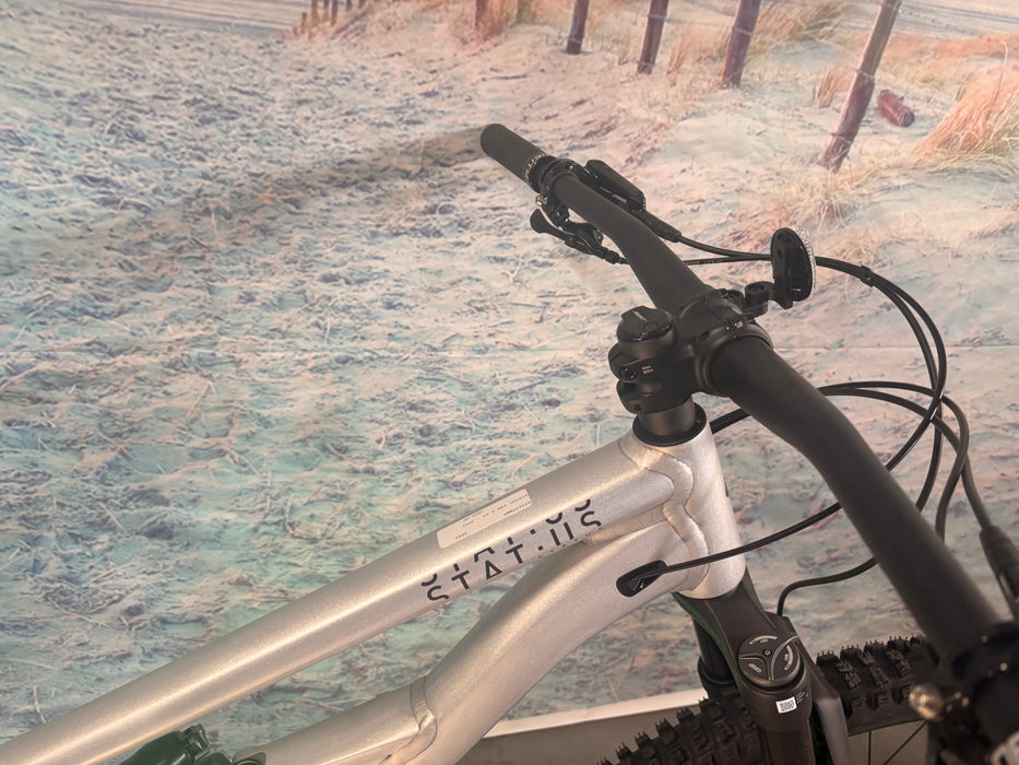 Specialized STATUS 2 140 ZERO Demo