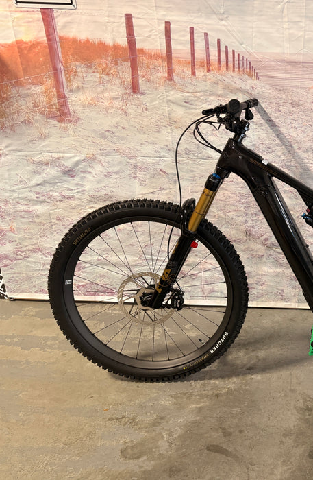 Specialized Turbo Levo 4 Pro Demo Gloss Metallic Obsidian / Burnt Gold Metallic S4