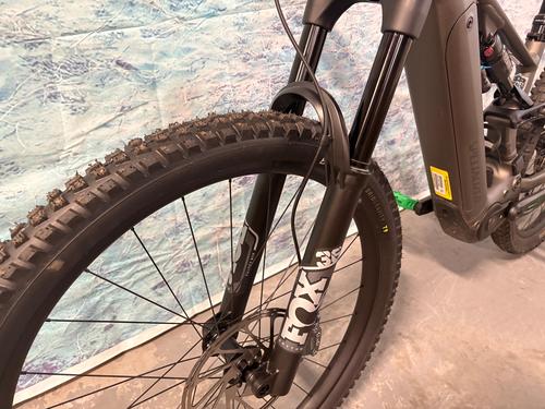 Specialized Turbo Levo 4 Comp Alloy Demo S2 Gunmetal / White Mountains