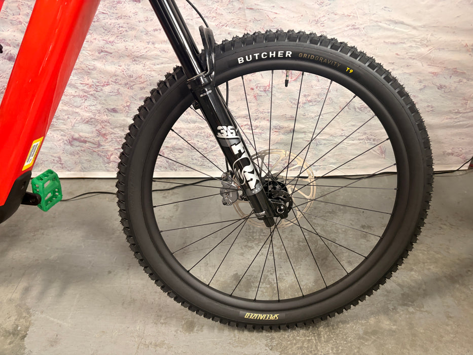Specialized Turbo Levo 4 Comp Carbon Demo Gloss Orange Tint Over Silver Dust / Dark Navy S4