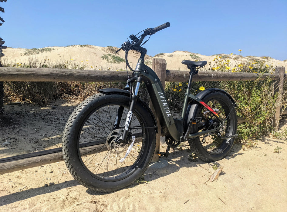 Aventon AVENTURE Step Through Fat Bike