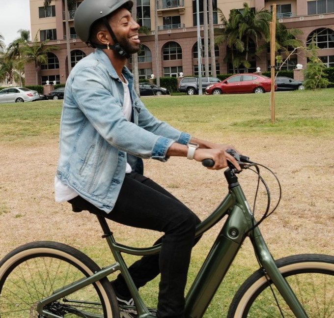 Giant Vida E+ GTS Step Over Ebike